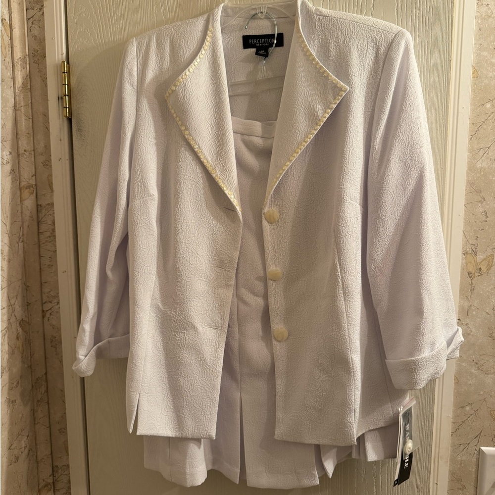 Vintage Perception New York  White 2 piece skirt set style# 525050